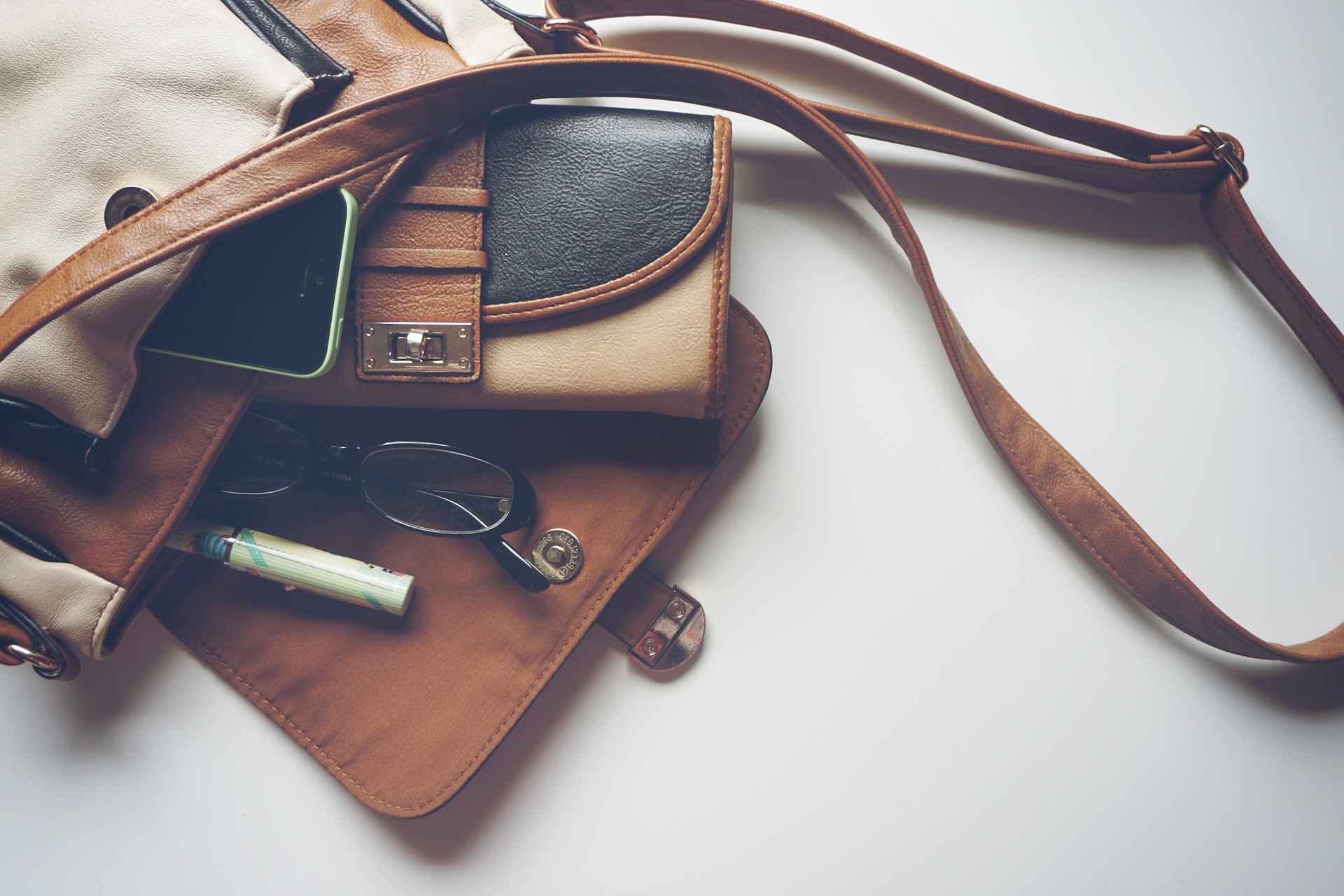 Scopri di più sull'articolo Moda| L’accessorio più amato dalle donne